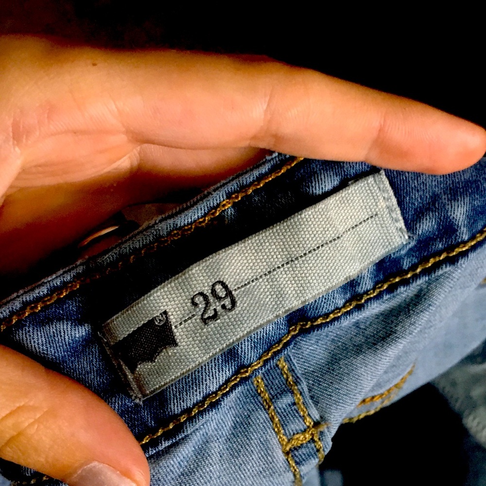 Light wash, every day skinny jeans, W29 L30.